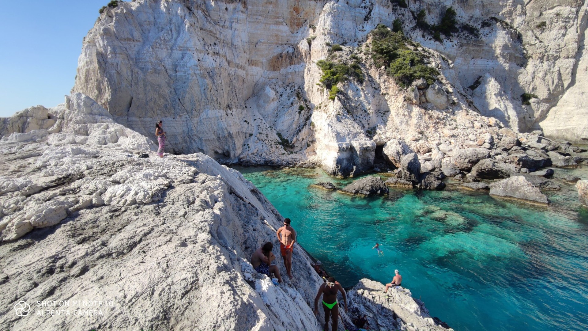 Plakaki Beach